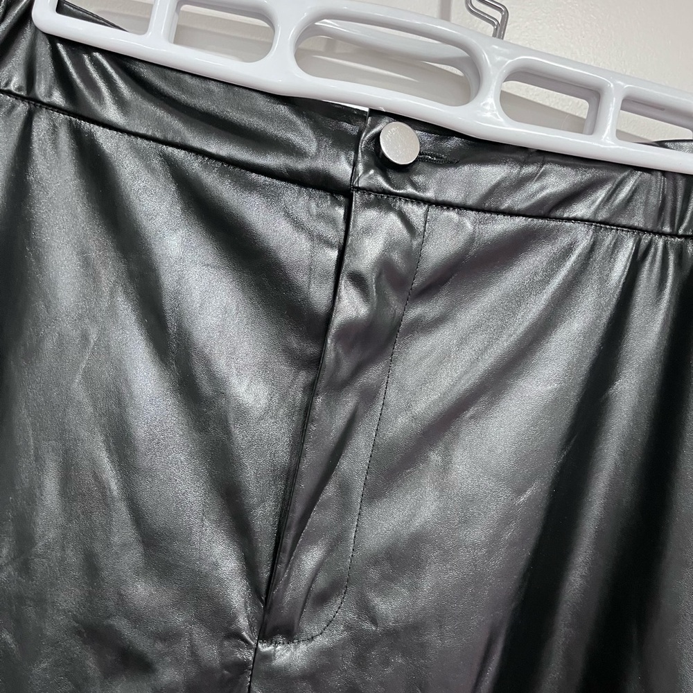 leather pants - Picture 6 of 6